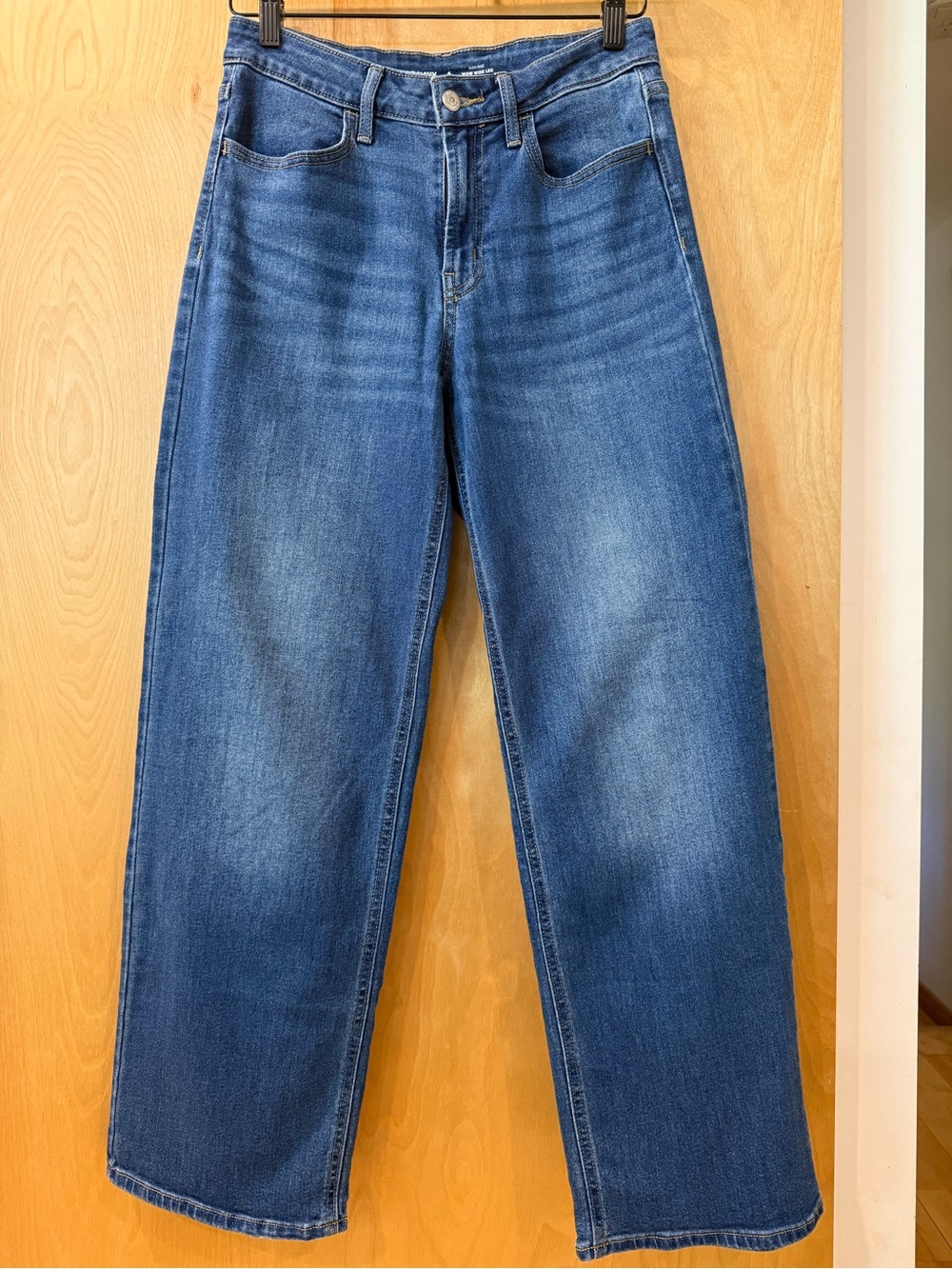 Old Navy Womens Wide-Leg High Rise Jeans in Medium Blue